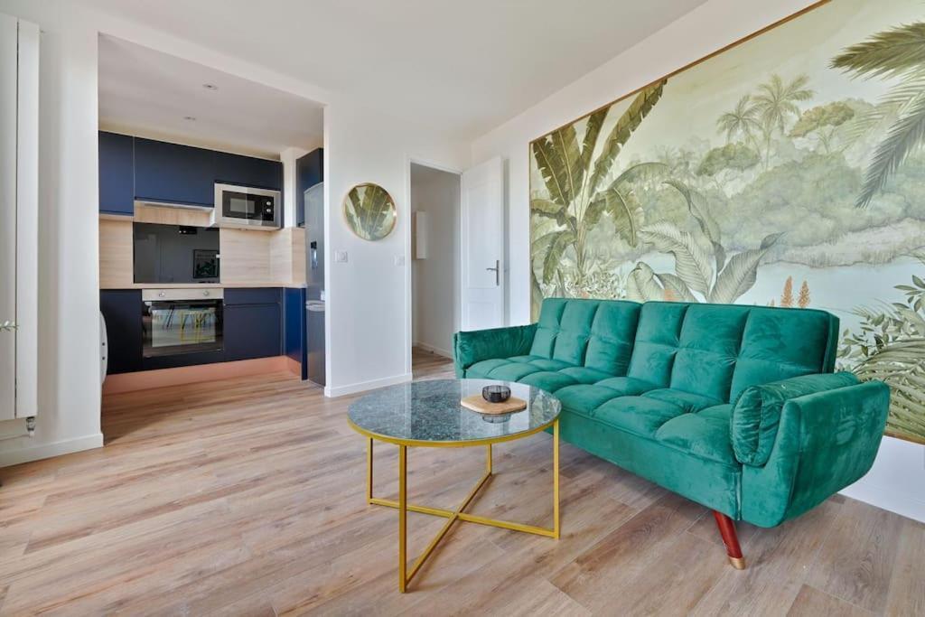 Welcome To The House Apartment Marly-le-Roi
